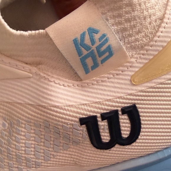 EUC . Wilson KAOS rapid SFT tennis Shoes. Very little used. Size 9.5. - Picture 10 of 11